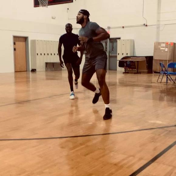 Profile Picture of Tysheen Oakman (@tysheen_o) on Poshmark