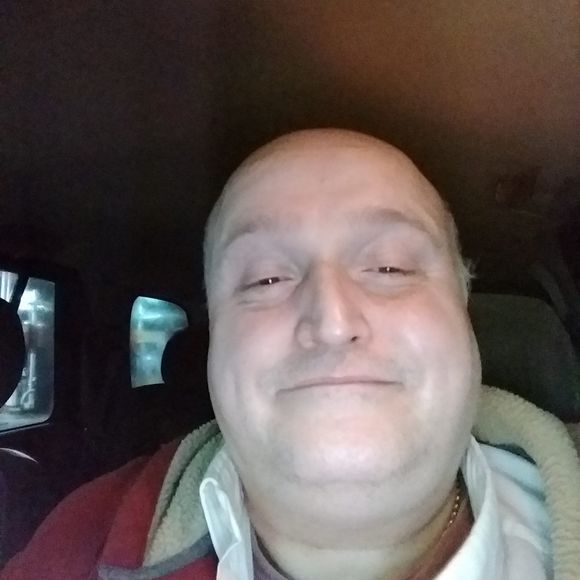 Profile Picture of David Dangelo (@daviddangelo) on Poshmark