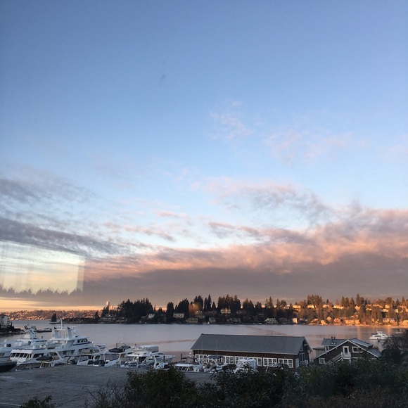 Profile Picture of Shea Patrick (@sheapatrick) on Poshmark