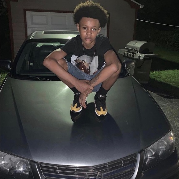 Profile Picture of Greg Mahone (@aace12345) on Poshmark