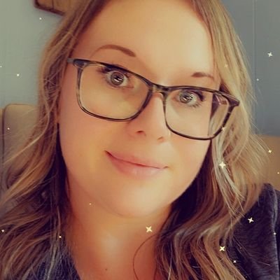 Profile Picture of Amanda Schell (@amandaconda55) on Twitter