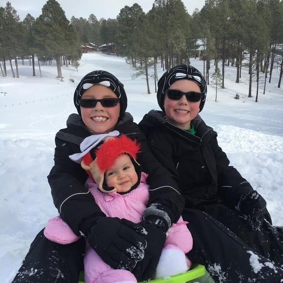 Profile Picture of Ouida Aday (@lcsunny1) on Poshmark