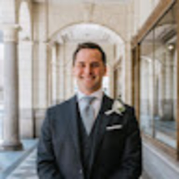 Profile Picture of Paul Hladyshevsky (@paulhlad) on Poshmark
