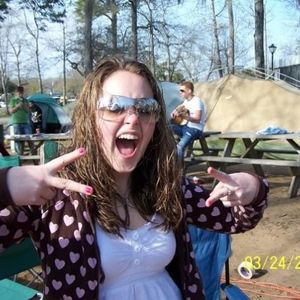 Profile Picture of Heidi Miller (@heidilouisemiller) on Myspace