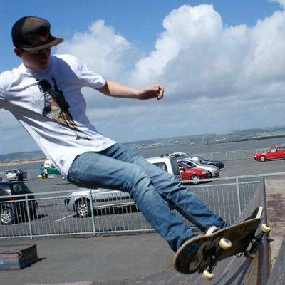 Profile Picture of Jacob Hirst (@SK8_GOD_XD) on Twitter