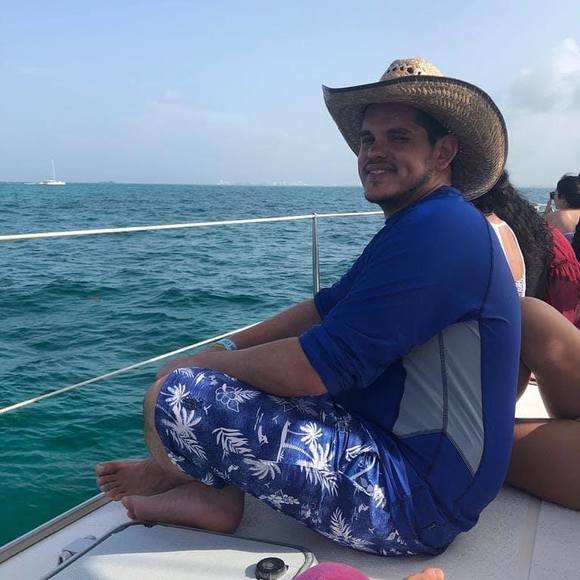 Profile Picture of Javier Gonzalez (@cubanborn87) on Poshmark