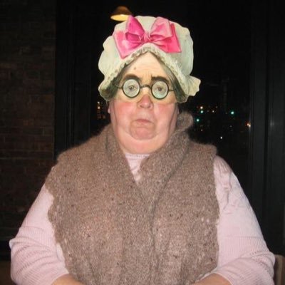 Profile Picture of Helen Gregson (@helen_gregson2) on Twitter