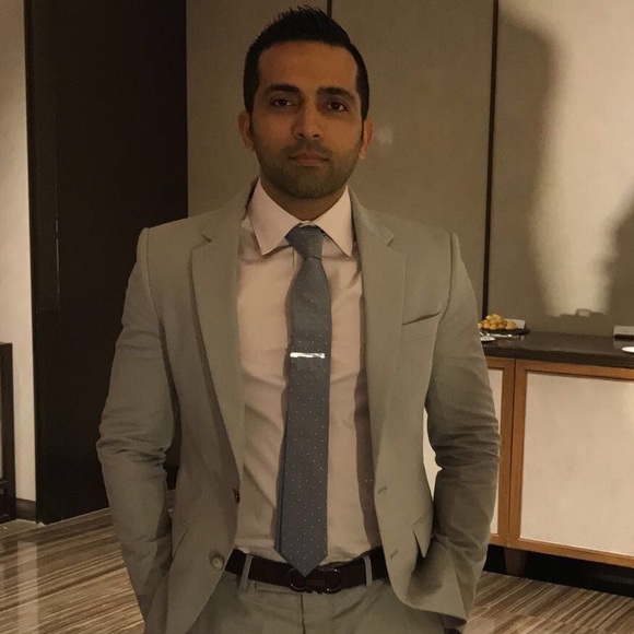 Profile Picture of Rohit Seth (@rs1078) on Poshmark