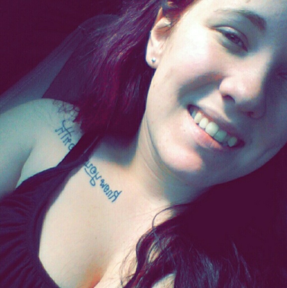 Profile Picture of Summer Patterson (@snicole522) on Poshmark