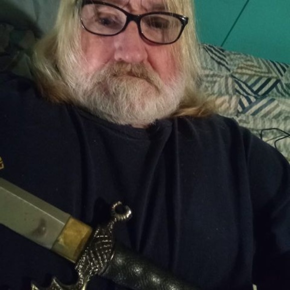 Profile Picture of Robert Brege (@robertbrege0) on Poshmark