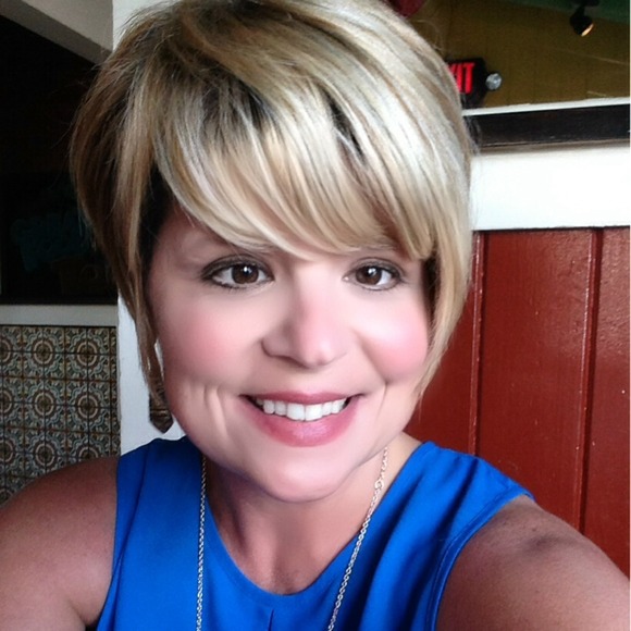 Profile Picture of Kristi Sproull (@ksproull101) on Poshmark