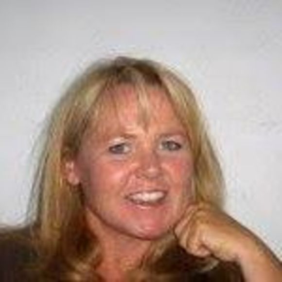 Profile Picture of Mary Dowdall (@mary40025) on Poshmark