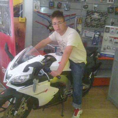Profile Picture of Jonathan Moline (@jonylpda) on Twitter