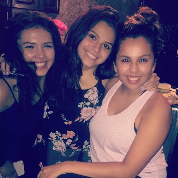 Profile Picture of Olivia Cardona (@oliviasierra18) on Poshmark