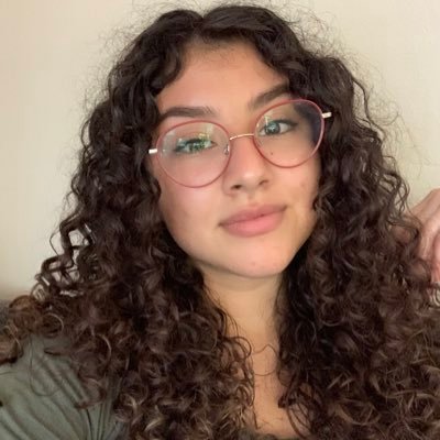 Arianna - Twitter Profile Picture of Arianna (@ari_silvatorres) on Twitter