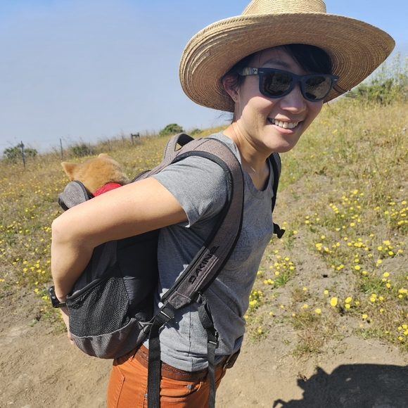 Profile Picture of Lisa Hudson (@mariemagnolia64) on Poshmark