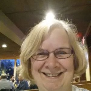 Profile Picture of Diane Cornett (@stitchmecrazy) on Twitter