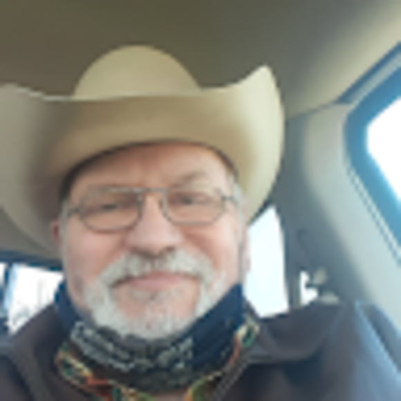 Profile Picture of Michael Harman (@papapig1) on Poshmark