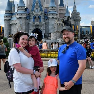 Profile Picture of Walle (@KrisWall_e) on Twitter