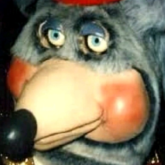 Profile Picture of Bob Johns (@bobblmao) on Poshmark