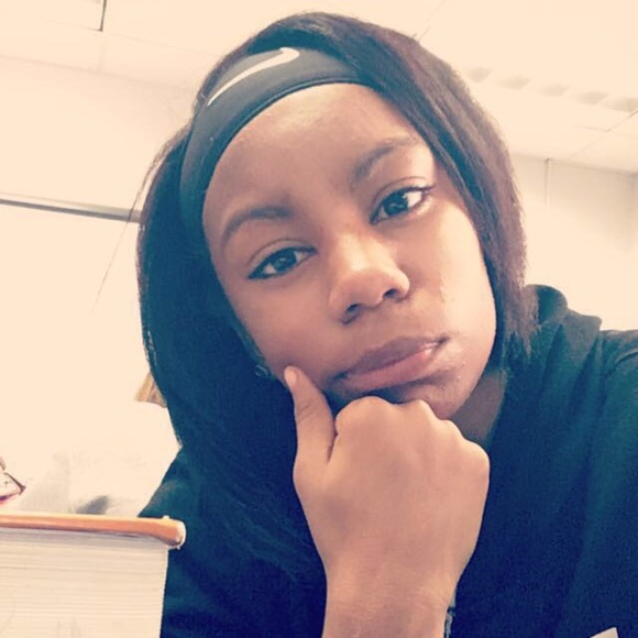 Profile Picture of Kerianna Hudson (@kerianna12) on Poshmark