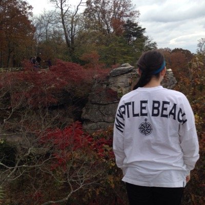 Profile Picture of Courtney Howard (@court_howard11) on Twitter