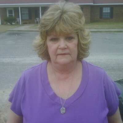 Profile Picture of Pam Hare (@PamHare1) on Twitter