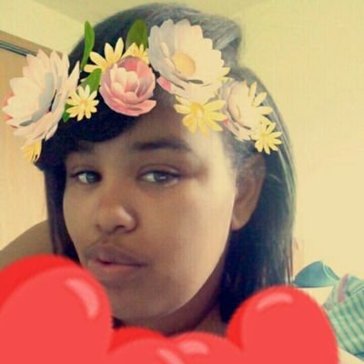 Profile Picture of ..Tia (@ConradShana) on Twitter