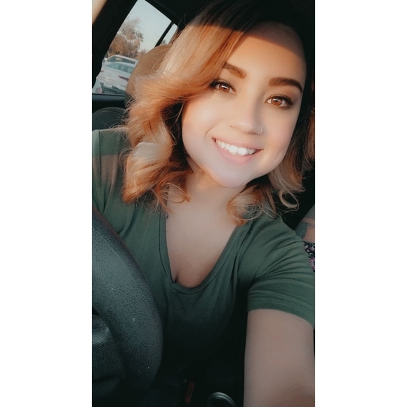 Profile Picture of Savannah Walker (@unicornfreak96) on Poshmark