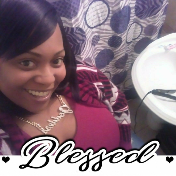 Profile Picture of Dominique Bagot (@dbagot) on Poshmark