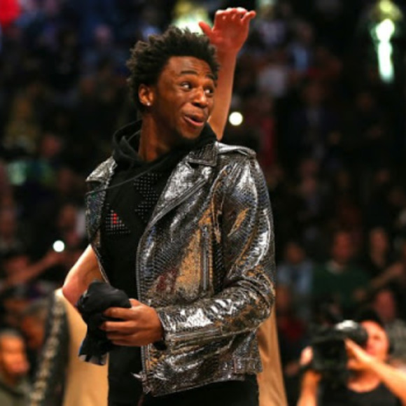 Profile Picture of Andrew Wiggins (@vegasbarbie755) on Poshmark