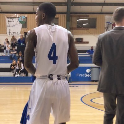 Profile Picture of Tony Brewster (@BrewsterBoy_23) on Twitter