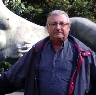 Profile Picture of Andrzej Lubaczewski (@andrzej.lubaczewski.3) on Facebook