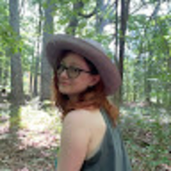 Profile Picture of Alex Farrell (@alexjfarrell107) on Poshmark