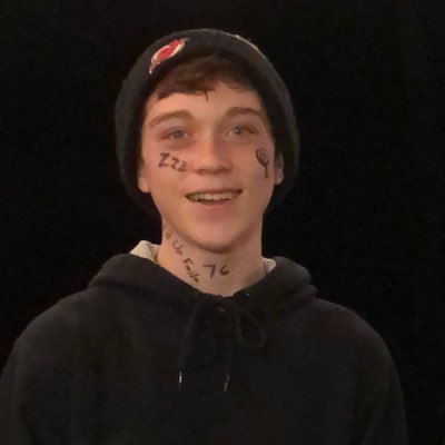 Profile Picture of Official F'dUpFaile (@chris_faile) on Twitter