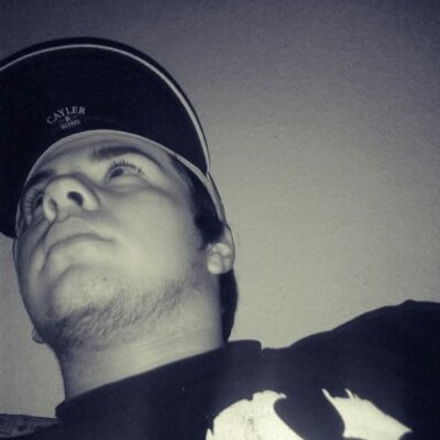 Profile Picture of Michael Thiele (@40f0588eb781420) on Twitter