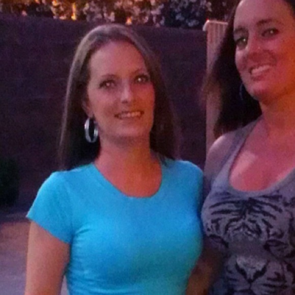 Profile Picture of Alanna Haley (@ky10bri6) on Poshmark