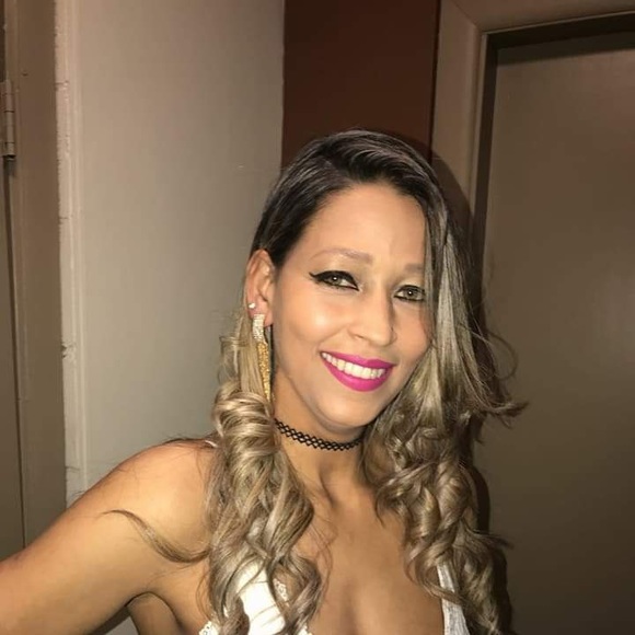 Profile Picture of Janaina Da silva (@js916872) on Poshmark