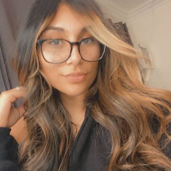 Profile Picture of Aliyah Mazzuca (@aliyahmazzuca) on Poshmark