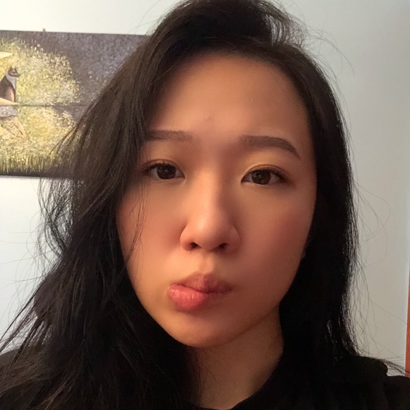 Profile Picture of Jessica Chan (@jesschandc) on Poshmark