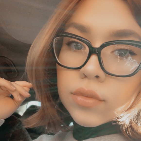 Profile Picture of Mariela Ramos (@titagmramos) on Poshmark