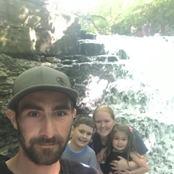 Profile Picture of Cassie Craft (@cassie538b) on Poshmark