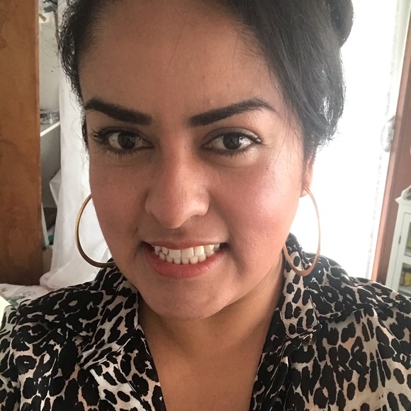 Profile Picture of Juana Monroy (@juana_monroy) on Poshmark