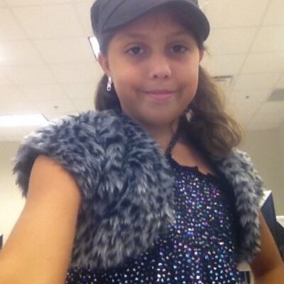 Profile Picture of Erica Escamilla (@buttrfli1) on Twitter