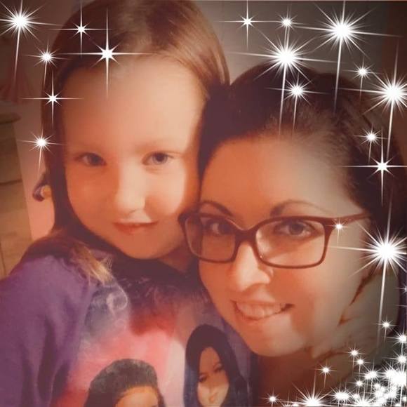 Profile Picture of Michelle Rottmann (@mpwife1007) on Poshmark