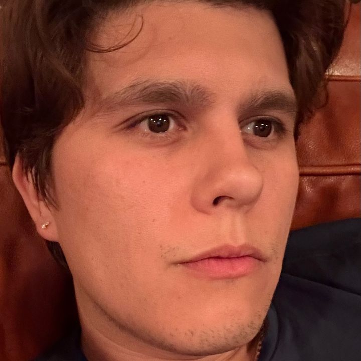Profile Picture of Mike (@michaelelric) on Tiktok