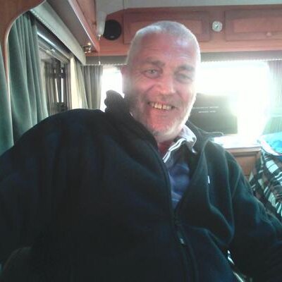 Profile Picture of Steve Danks (@bluetug1) on Twitter