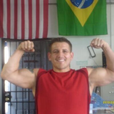 Profile Picture of Mark Alarcon (@hardbodymma) on Twitter