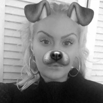 Profile Picture of Paige Saunders (@paiges4xx) on Twitter