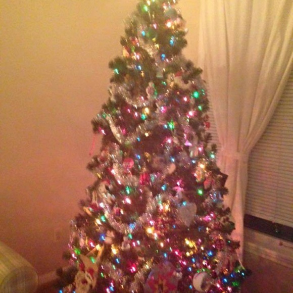 Profile Picture of Patricia Wahlstrom (@triciaannw) on Poshmark